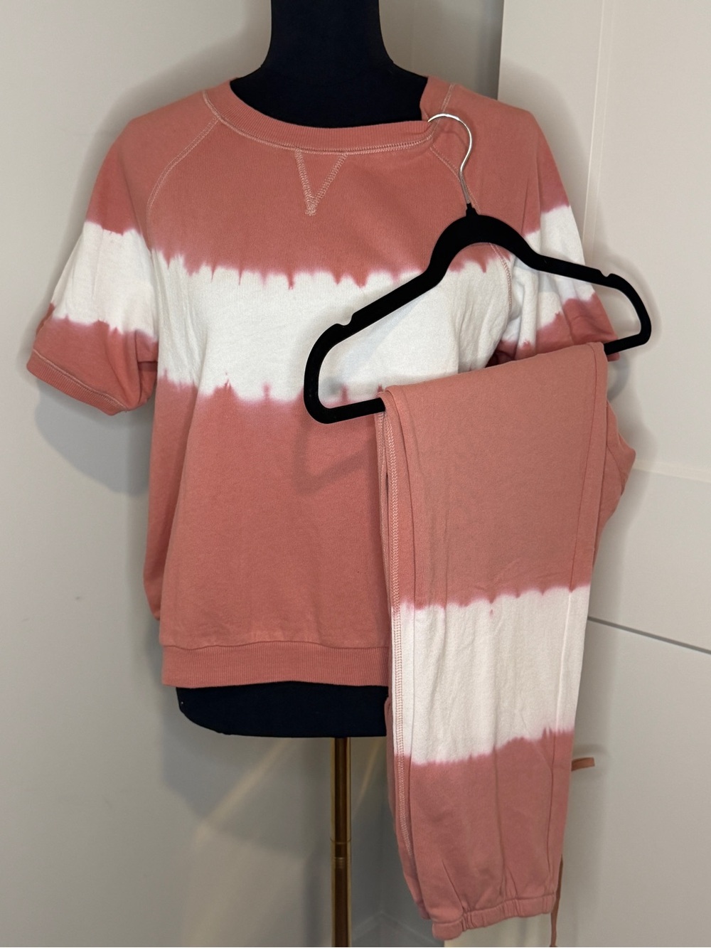 Hem & Thread Tie-Dye Short Sleeve and Pants Set - Dusty Rose & White